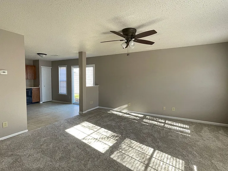 2738 Priest Dr — Photo 3