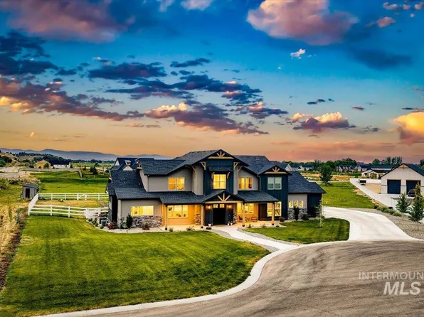 738 Blue Meadows Ct, Middleton, ID 83644