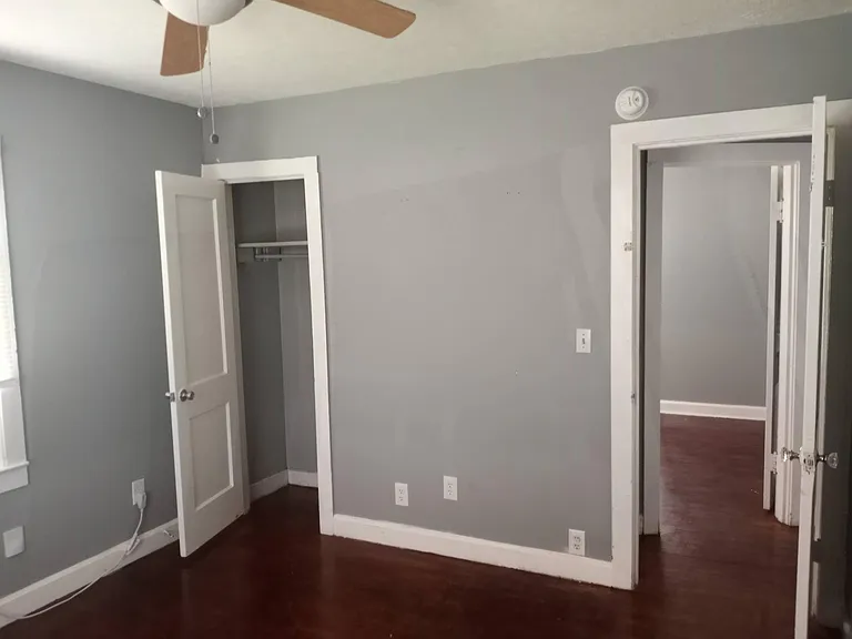 111 James Ave — Photo 2