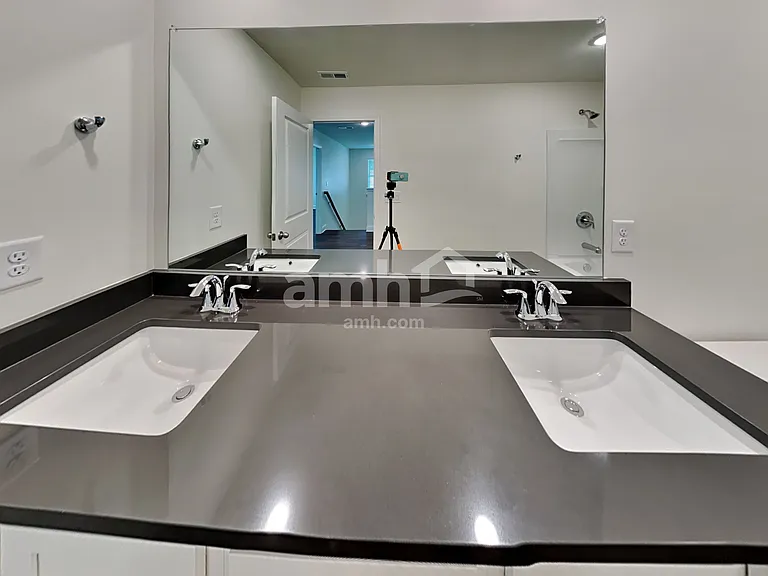 269 Willow Ln — Photo 18