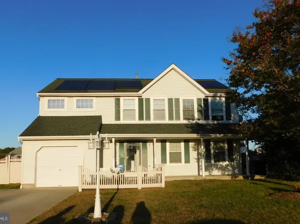 7 Hawthorn Way, Clayton, NJ 08312