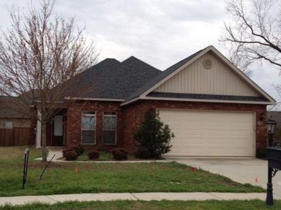 1st image of 137 Parkview Grv
