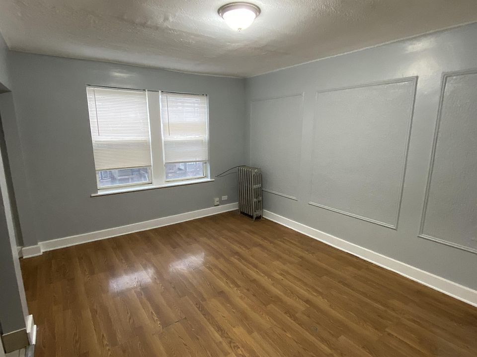 2nd image of 4342 W Washington Blvd APT 206