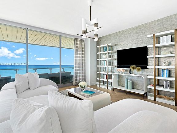 5th image of 5775 Collins Ave #1203