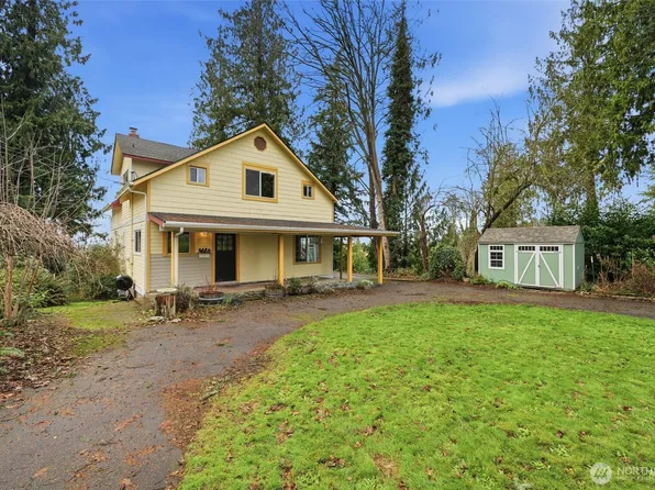 1215 S 10th Street, Mount Vernon, WA 98274