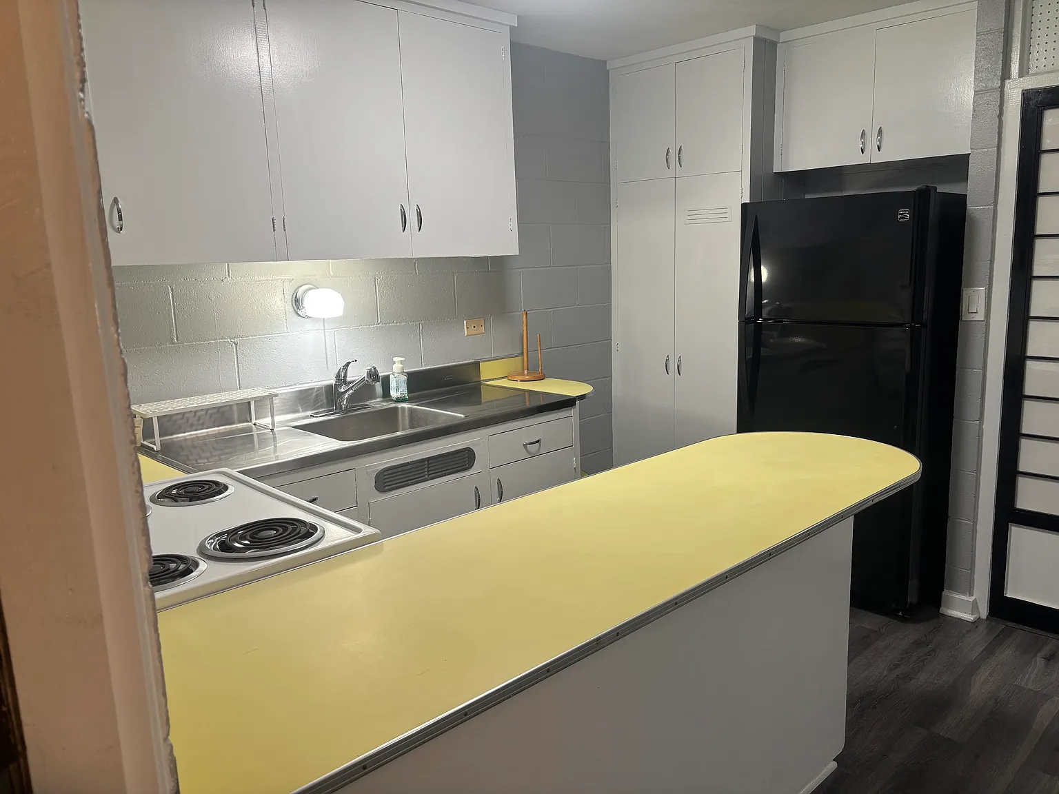 1 bed, $1,425 — Photo 2