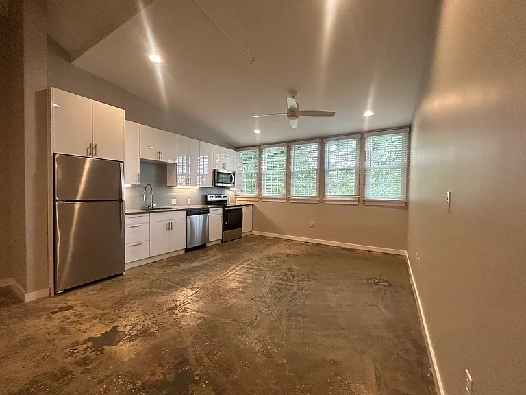 The Marine Residence — Photo 6