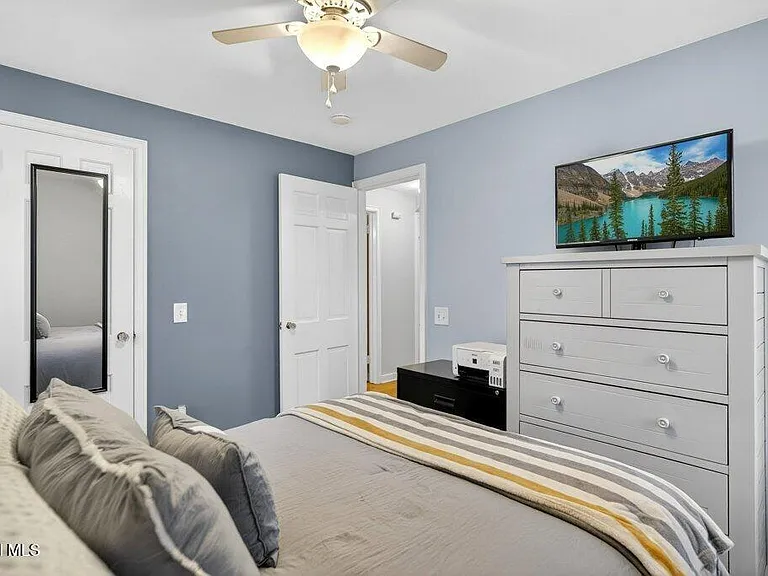 17 Schuyler Ave — Photo 14