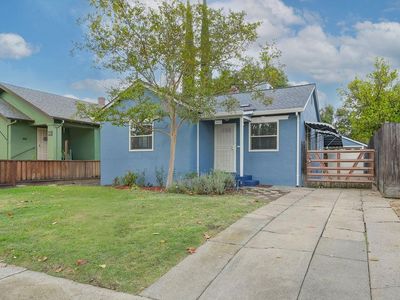 5008 9th Ave, Sacramento, CA, 95820