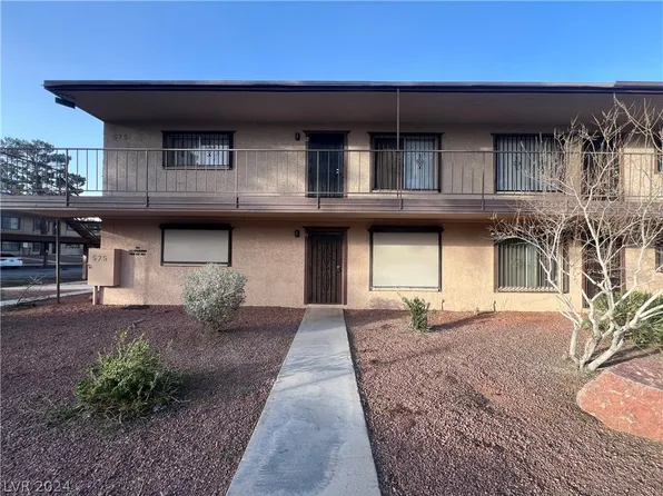 575 S Royal Crest Cir Unit 15, Las Vegas, NV 89169