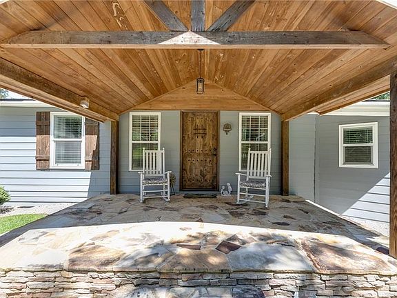 3rd image of 2492 Oak Grove Church Rd