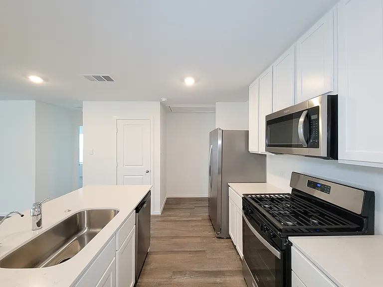 14316 Leafy Willow Dr — Photo 5