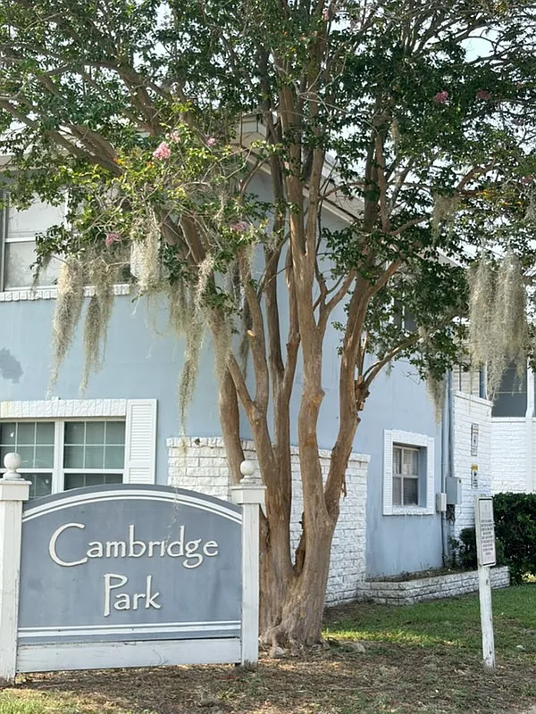 Cambridge Park — Photo 1