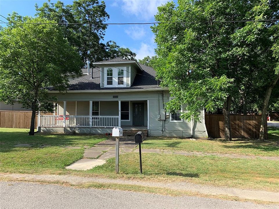 1st image of 508 W Pecan St