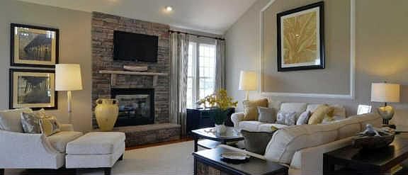 4th image of 435 Carmine St Lot 460
