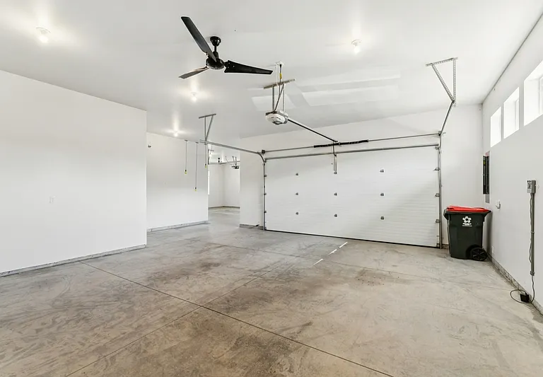 3441 E Accommodation Ct — Photo 62