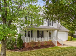 1429 E Stone Arch Dr, Fuquay Varina, NC 27526