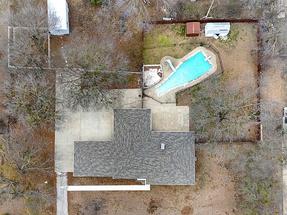 5th image of 2917 Hickox Rd