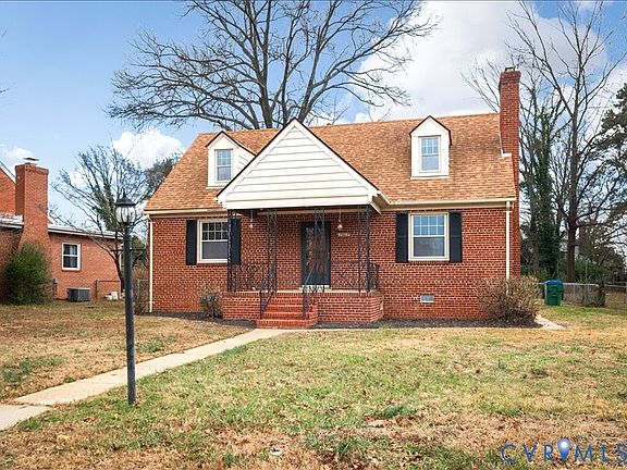 2nd image of 3609 Chapel Dr