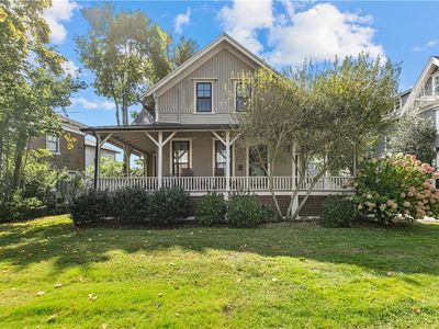 39 Powel Ave #1, Newport, RI, 02840