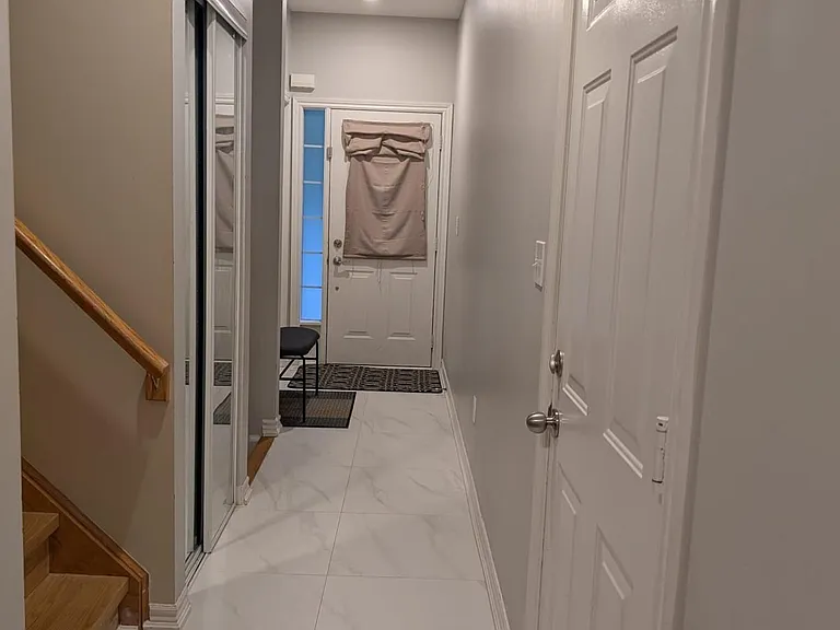 2270 Britannia Rd W #11 — Photo 2