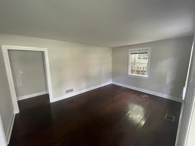 820 Gwynn Dr — Photo 8