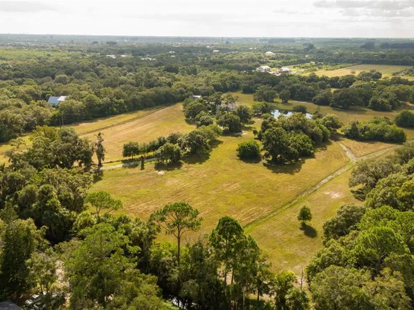 6315 4th St, Vero Beach, FL 32968
