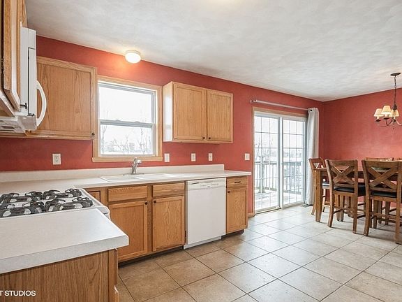 5th image of 12258 Meadow Dr