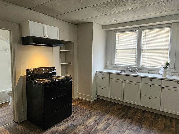 5th image of 1854 W College Ave APT 2