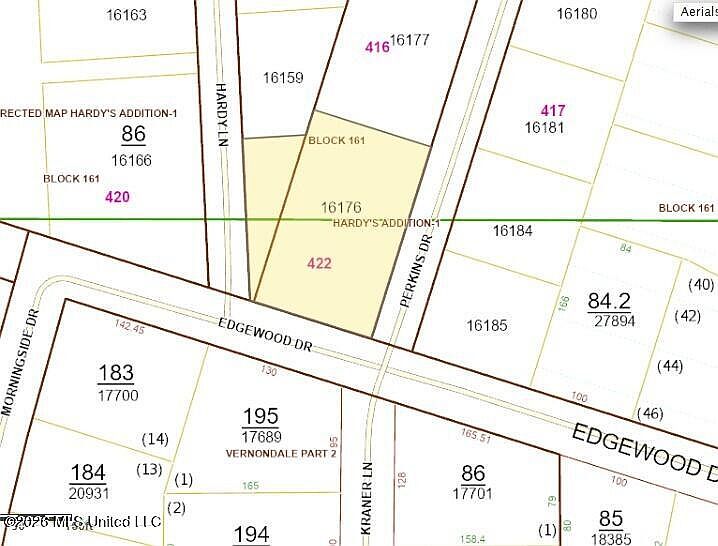 2nd image of 422 Edgewood Dr