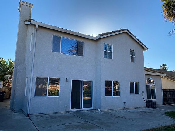 3rd image of 180 Bill Bean Cir