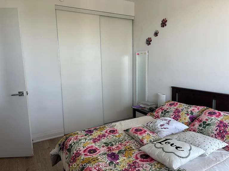 36 Park Lawn Rd #1506 — Photo 6