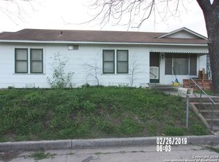 449 N 3rd St, Poteet, TX 78065