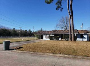 3950 Robinson St, Beaumont, TX 77708