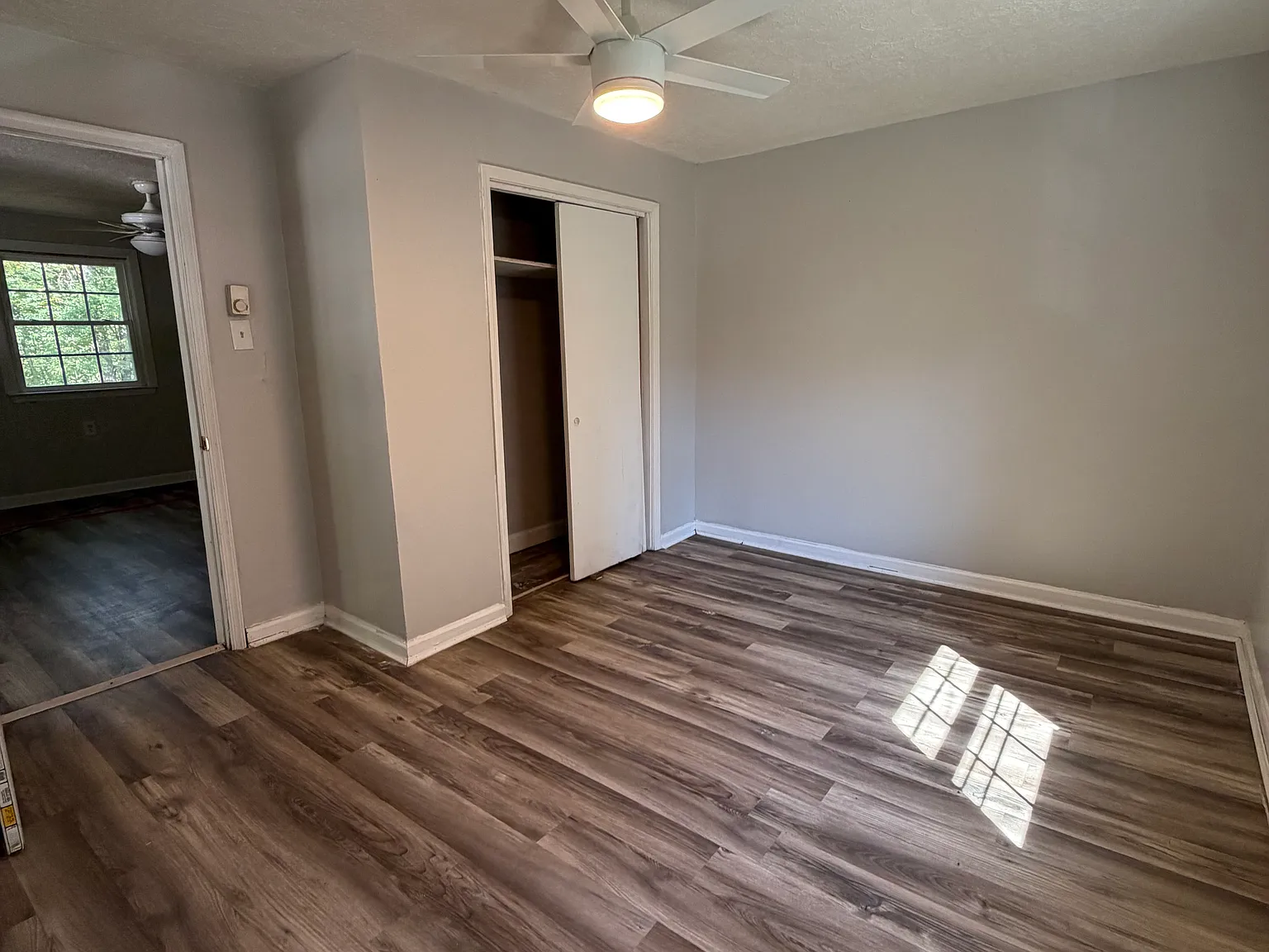 2 bed, 840 sqft, $800 — Photo 2