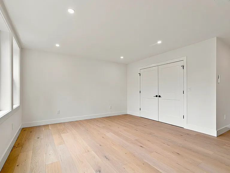 16015 SE 7th St — Photo 39