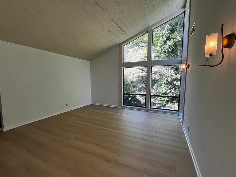 1270 Hayne Rd — Photo 16