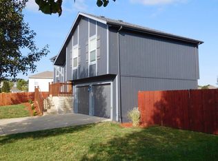 17171 Osage St, Gardner, KS 66030