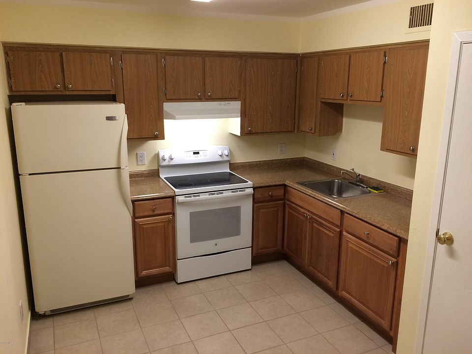 1st image of 2725 E Tierra Buena Ln