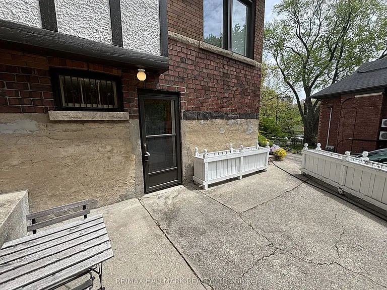 306A Clendenan Ave #A — Photo 15