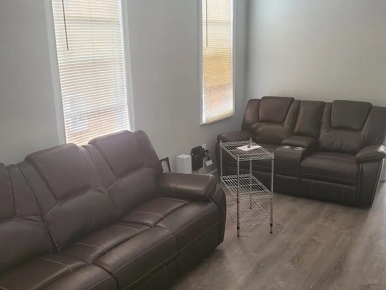 124 Mill Rd #1 — Photo 5