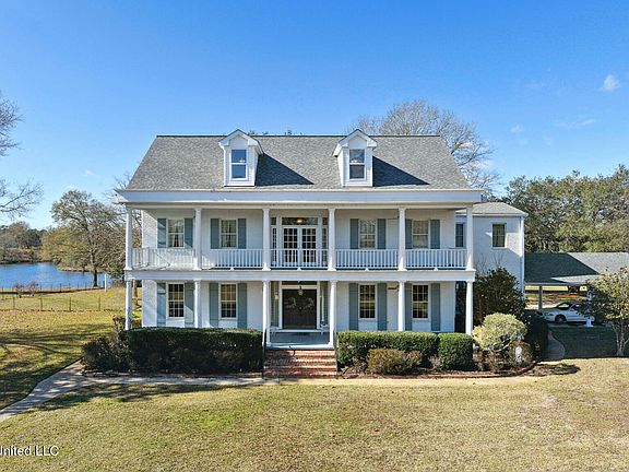 2nd image of 76 Dream Hill Dr