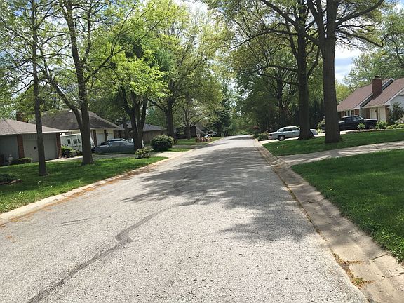 5th image of 12713 Bristol Ave