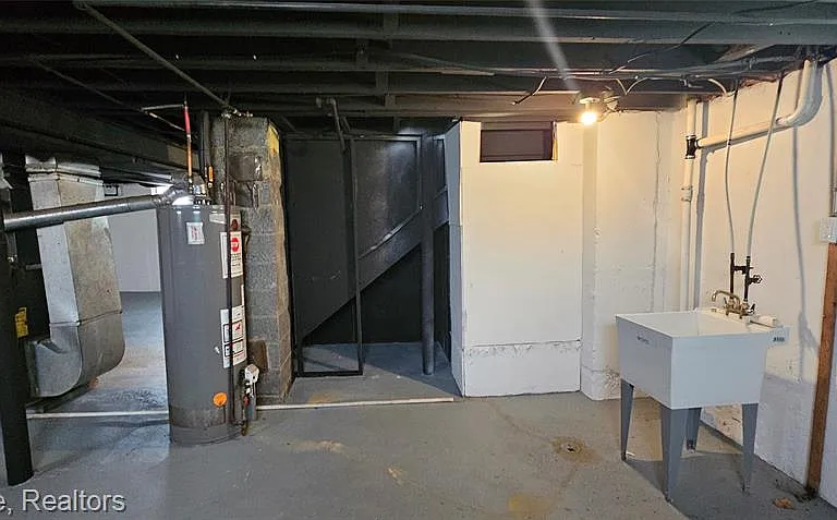 26707 Penn St — Photo 28