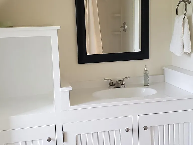 bathroom vanity