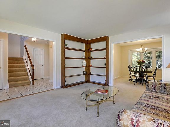 4th image of 3302 Wooden Valley Ct