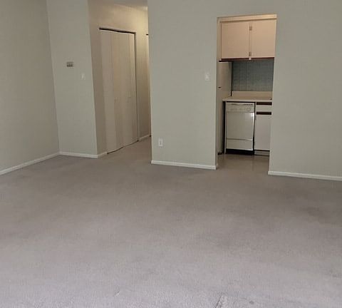 5th image of 3300 Oak St #1554898