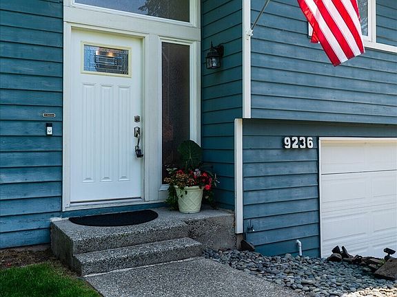 3rd image of 9236 NE 136th Place