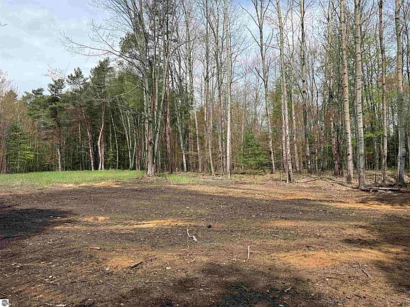 5th image of 6639 Fall Rd