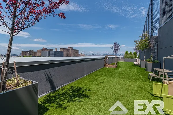 Rented by The KCI Group | media 22